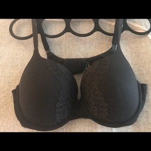 ✨VS Black Push-Up Bra 36 C🌷